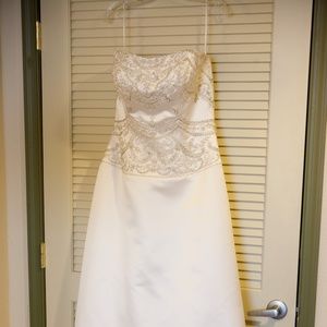 Gorgeous Wedding Gown For Sale